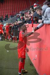 3. Fußball-Liga - Saison 2019/2020 - FC Ingolstadt 04 - 1.FC Kaiserslautern - Die Spieler bedanken sich bei den Fans - Agyemang Diawusie (#11,FCI)  - Foto: Meyer Jürgen