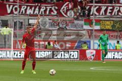 3. Liga - Fußball - FC Ingolstadt 04 - Würzburger Kickers - Patrick Sussek (37, FCI) Freistoß