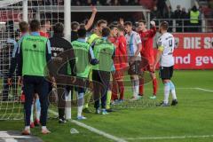 3. Liga - FC Ingolstadt 04 - 1860 München - Zweikampf im Tor, rote Karte für Maximilian Beister (10, FCI)