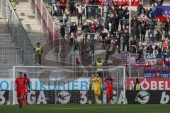 3. Liga - FC Ingolstadt 04 - KFC Uerdingen 05 - Tor hängende Köpfe, Torwart Fabijan Buntic (24, FCI) Maximilian Beister (10, FCI) Björn Paulsen (4, FCI) Frederic Ananou (2, FCI)