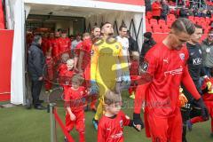 3. Liga - FC Ingolstadt 04 - FC Ingolstadt 04 - SV Meppen - Die Spieler beim einlaufen - Foto: Stefan Bösl