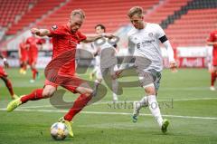 3. Liga - FC Ingolstadt 04 - FC Bayern Amateure - Maximilian Beister (10, FCI) Timo Kern (29 FCB)