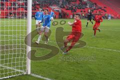 3. Fußball-Liga - Saison 2019/2020 - FC Ingolstadt 04 - Carl Zeiss Jena - Der 4:1 Führungstreffer durch Dennis Eckert Ayensa (#7,FCI)  - Flemming Niemann Torwart (#1 Jena) - jubel - Foto: Meyer Jürgen