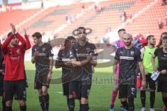 3. Fußball-Liga - Saison 2019/2020 - FC Ingolstadt 04 -  Preußen Münster - Die Spieler bedanken sich bei den Fans  - Foto: Jürgen Meyer