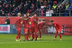 3. Liga - FC Ingolstadt 04 - Carl Zeiss Jena - Tor Schuß Fatih Kaya (9, FCI) mit Nico Antonitsch (5, FCI) Thomas Keller (27, FCI) Jonatan Kotzke (25 FCI) Björn Paulsen (4, FCI) Peter Kurzweg (16, FCI)