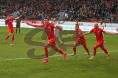 3. Fußball-Liga - Saison 2019/2020 - FC Ingolstadt 04 - 1.FC Kaiserslautern - Thomas Keller (#27,FCI)  mit dem 2:1 Führungstreffer - Fatih Kaya (#9,FCI)  - Nico Antonitsch (#5,FCI)  - Maximilian Thalhammer (#6,FCI) - - Jubel - Foto: Meyer Jürgen