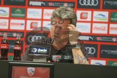 3. Fußball-Liga - Saison 2019/2020 - FC Ingolstadt 04 - Hallescher FC - Chef-Trainer Jeff Saibene (FCI) bei der Pressekonferenz - Foto: Meyer Jürgen