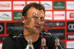 3. Liga - Fußball - FC Ingolstadt 04 - SpVgg Unterhaching - Pressekonferenz nach dem Spiel, Cheftrainer Claus Schromm (SpVgg)