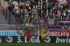 3. Liga - FC Ingolstadt 04 - KFC Uerdingen 05 - Tor hängende Köpfe, Torwart Fabijan Buntic (24, FCI) Björn Paulsen (4, FCI)