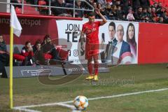 3. Fußball-Liga - Saison 2019/2020 - FC Ingolstadt 04 - 1.FC Kaiserslautern - Robin Krausse (#23,FCI)  beim Eckball - Foto: Meyer Jürgen