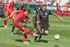 3. Fußball-Liga - Saison 2019/2020 - FC Ingolstadt 04 - Hallescher FC - Dennis Eckert Ayensa (#7,FCI)  - Jannes Vollert (#5 HFC) - Foto: Meyer Jürgen