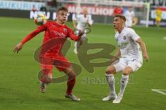 3. Fußball-Liga - Saison 2019/2020 - FC Ingolstadt 04 -  SpVgg Unterhaching - Dennis Eckert Ayensa (#7,FCI)  - Max Dombrowka (#8 Unterhaching) - Foto: Meyer Jürgen