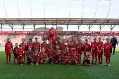 3. Liga - FC Ingolstadt 04 - KFC Uerdingen 05 - Einlaufkinder Schanzi Maskottchen