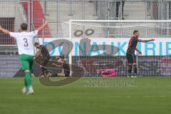 3. Fußball-Liga - Saison 2019/2020 - FC Ingolstadt 04 -  Preußen Münster - Der 0:1 Führungstreffer - Robin Krausse (#23,FCI)  - Michael Heinloth (#17,FCI)  - Nico Antonitsch (#5,FCI)  - Torwart Fabijan Buntic (#24,FCI)  - Foto: Meyer Jürgen