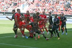 3. Fußball-Liga - Saison 2019/2020 - FC Ingolstadt 04 - Hallescher FC - Ganiggia Ginola Elva (#14,FCI)  beim Kopfball - Foto: Meyer Jürgen