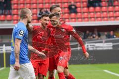 3. Liga - FC Ingolstadt 04 - Carl Zeiss Jena - Tor Jubel 1:0 Robin Krauße (23, FCI) mit Stefan Kutschke (30, FCI) Dennis Eckert Ayensa (7, FCI)