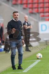 3. Liga - FC Ingolstadt 04 - Eintracht Braunschweig - Cheftrainer Tomas Oral (FCI) schimpft ins Feld