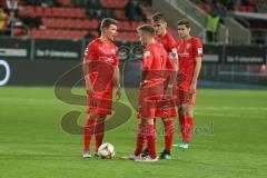 3. Fußball-Liga - Saison 2019/2020 - FC Ingolstadt 04 -  SpVgg Unterhaching - Gordon Büch #38 FCI - Dennis Eckert Ayensa (#7,FCI)  - Stefan Kutschke (#30,FCI)  beim Freistoß - Foto: Meyer Jürgen