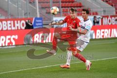 3. Liga - FC Ingolstadt 04 - 1. FC Magdeburg - Dennis Eckert Ayensa (7, FCI) Müller Tobias (5 Magdeburg) Zweikampf