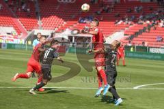 3. Fußball-Liga - Saison 2019/2020 - FC Ingolstadt 04 - Hallescher FC - Stefan Kutschke (#30,FCI)  - Björn Jopek (#25 HFC) - Foto: Meyer Jürgen