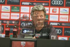 3. Fußball-Liga - Saison 2019/2020 - FC Ingolstadt 04 - Hallescher FC - Chef-Trainer Jeff Saibene (FCI) bei der Pressekonferenz - Foto: Meyer Jürgen
