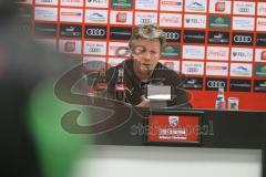 3. Fußball-Liga - Saison 2019/2020 - FC Ingolstadt 04 - Victoria Köln - Chef-Trainer Jeff Saibene (FCI) bei der Pressekonferenz - Foto: Meyer Jürgen