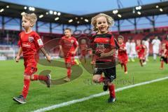 3. Liga - Fußball - FC Ingolstadt 04 - SpVgg Unterhaching - Einlauf Kinder Kids