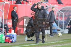 3. Fußball-Liga - Saison 2019/2020 - FC Ingolstadt 04 - Victoria Köln - Chef-Trainer Jeff Saibene (FCI) - Foto: Meyer Jürgen