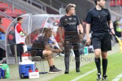 3. Liga - Fußball - FC Ingolstadt 04 - Hansa Rostock - Cheftrainer Jeff Saibene (FCI) und Co-Trainer Carsten Rump (FCI)