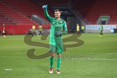 3. Liga - Fußball - FC Ingolstadt 04 - Würzburger Kickers - Jubel bei den Fans, Klatschen Freude Danke Torwart Fabijan Buntic (24, FCI)