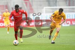 3. Liga - FC Ingolstadt 04 - SG Sonnenhof Großaspach - Agyemang Diawusie (11, FCI) Krasniqi Kamer (14 SG)