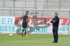 3. Liga - FC Ingolstadt 04 - FC Bayern Amateure - Cheftrainer Tomas Oral (FCI) und hinten Torwarttrainer Alexander Kunze (FCI)