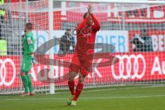 3. Fußball-Liga - Saison 2019/2020 - FC Ingolstadt 04 - FSV Zwickau - Marcel Gaus (#19,FCI)  applaudiert - Foto: Meyer Jürgen