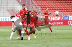 3. Liga - FC Ingolstadt 04 - FC Bayern Amateure - Kampf m den Ball, Nicolas Kühn (11 FCB) Maximilian Beister (10, FCI) Maximilian Wolfram (8, FCI)