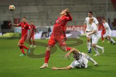 3. Liga - Fußball - FC Ingolstadt 04 - SpVgg Unterhaching - Dombrowka Max (8, SpVgg) foult Patrick Sussek (37, FCI) der sich verletzt