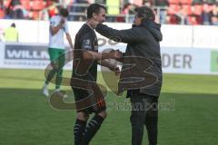 3. Fußball-Liga - Saison 2019/2020 - FC Ingolstadt 04 -  Preußen Münster - Peter Kurzweg (#16,FCI)  - Chef-Trainer Jeff Saibene (FCI) nach dem Spiel  - Foto: Meyer Jürgen