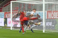 3. Fußball-Liga - Saison 2019/2020 - FC Ingolstadt 04 -  SpVgg Unterhaching - Ganiggia Ginola Elva (#14,FCI)  - Nico Mantl Torwart (#1 Unterhaching) - Foto: Meyer Jürgen