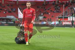 3. Fußball-Liga - Saison 2019/2020 - FC Ingolstadt 04 -  SpVgg Unterhaching - Fatih Kaya (#9,FCI)  mit den Trainingsbällen - Foto: Meyer Jürgen