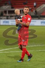 3. Liga - Fußball - FC Ingolstadt 04 - Hansa Rostock - Robin Krauße (23, FCI) mit seinem Sohn