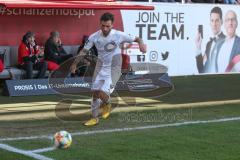 3. Fußball-Liga - Saison 2019/2020 - FC Ingolstadt 04 - Victoria Köln - Robin Krausse (#23,FCI)  - beim Eckball - Foto: Meyer Jürgen