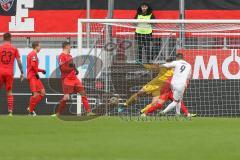 3. Liga - FC Ingolstadt 04 - FC Ingolstadt 04 - SV Meppen - Torwart Fabijan Buntic (#24,FCI)  - Stefan Kutschke (#30,FCI)  - Deniz Undav (#9 SV Meppen) - Foto: Stefan Bösl