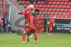 3. Fußball-Liga - Saison 2019/2020 - FC Ingolstadt 04 - FSV Zwickau - Marcel Gaus (#19,FCI)  - Dennis Eckert Ayensa (#7,FCI)  - Foto: Meyer Jürgen
