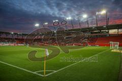 3. Fußball-Liga - Saison 2019/2020 - FC Ingolstadt 04 -  SpVgg Unterhaching - Sonnenuntergang am AUDI Sportpark - Eckfahne - Foto: Meyer Jürgen