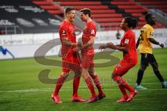 3. Liga - FC Ingolstadt 04 - SV Waldhof Mannheim - Tor 1:0 Elfmeter Stefan Kutschke (30, FCI) Torwart Königsmann Timo (1 Mannheim) mit Maximilian Thalhammer (6, FCI) Caniggia Ginola Elva (14, FCI)
