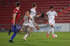 3. Liga - SpVgg Unterhaching - FC Ingolstadt 04 - Caniggia Ginola Elva (14, FCI) Filip Bilbija (35, FCI)