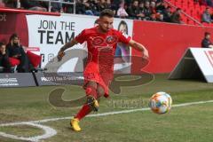 3. Fußball-Liga - Saison 2019/2020 - FC Ingolstadt 04 - 1.FC Kaiserslautern - Robin Krausse (#23,FCI)  beim Eckball - Foto: Meyer Jürgen