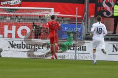 3. Fußball-Liga - Saison 2019/2020 - FC Ingolstadt 04 - 1.FC Kaiserslautern - Torwart Fabijan Buntic (#24,FCI)  - Thomas Keller (#27,FCI)  - Foto: Meyer Jürgen