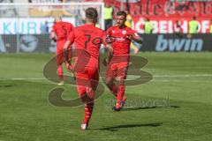 3. Fußball-Liga - Saison 2019/2020 - FC Ingolstadt 04 - Hallescher FC - Dennis Eckert Ayensa (#7,FCI)  schiesst den 2:3 Anschlusstreffer - jubel - Robin Krausse (#23,FCI)  - Foto: Meyer Jürgen