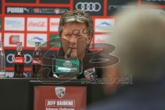 3. Fußball-Liga - Saison 2019/2020 - FC Ingolstadt 04 - Chemnitzer FC - Chef-Trainer Jeff Saibene (FCI) in der Pressekonferenz - Foto: Meyer Jürgen