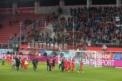 3. Liga - FC Ingolstadt 04 - 1860 München - 2:2 Schanzer bedanken sich bei den Fans